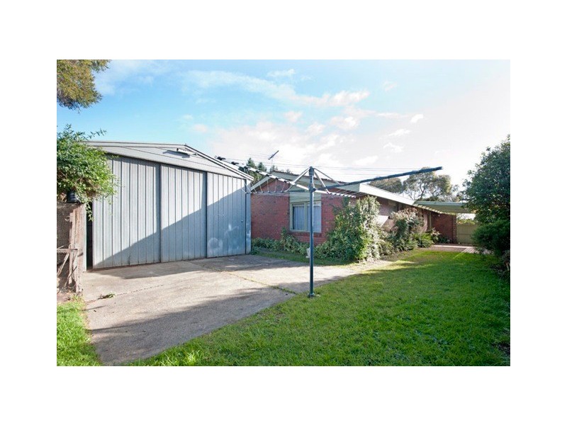 12 Sandhurst Crescent, Bundoora VIC 3083