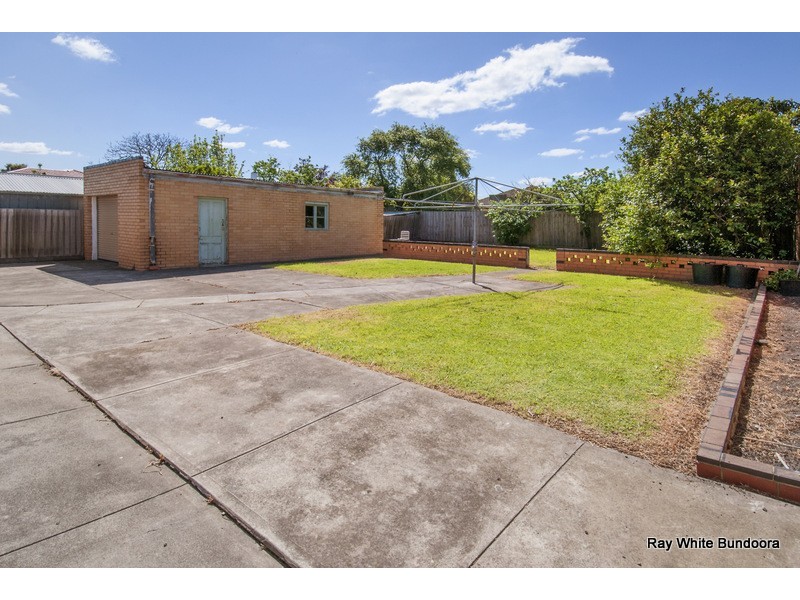 118 Gowrie Street, Glenroy VIC 3046