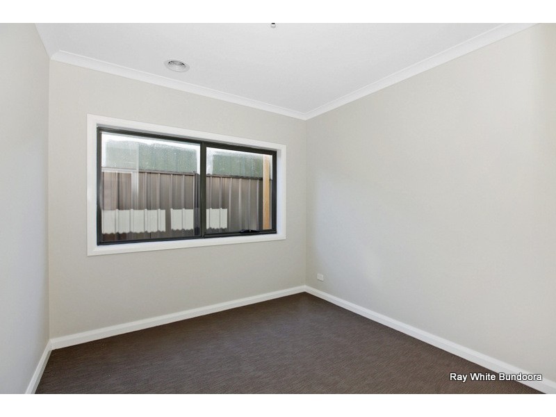 2/15 Monterey Court, Mill Park VIC 3082