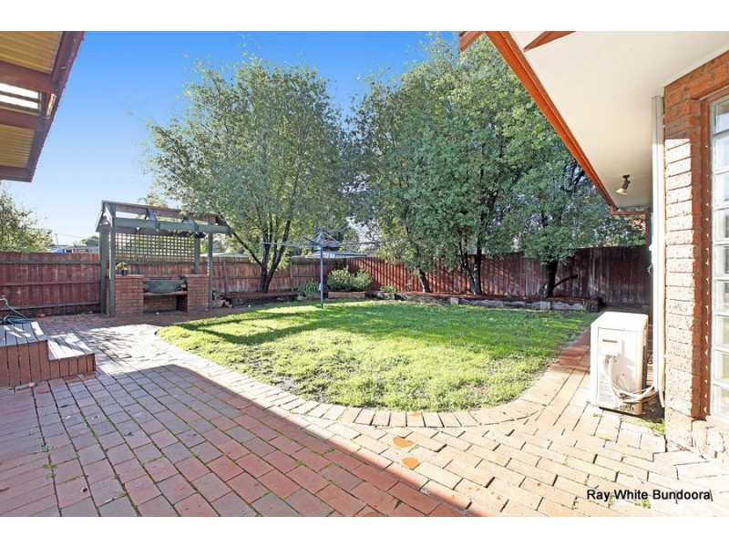 22 McClelland Drive, Mill Park VIC 3082