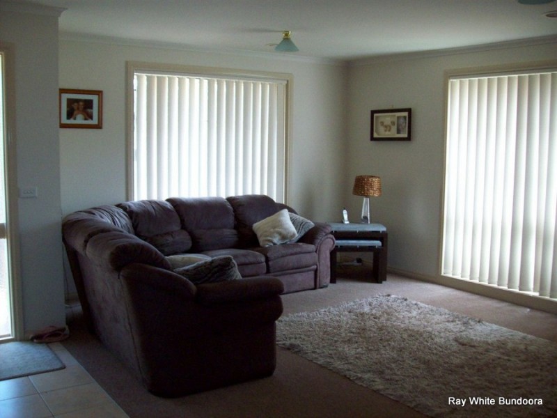 21 Gresswell Park Drive, Watsonia VIC 3087