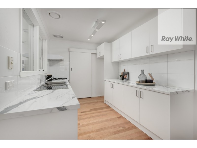 3 Currawong Avenue, Lalor VIC 3075