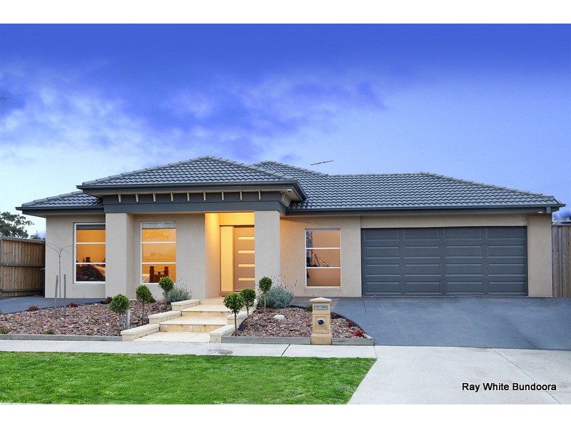 4 Estuary Court, Doreen VIC 3754