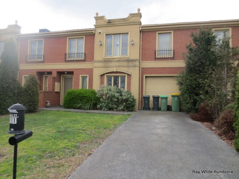 11 Garden Close, Kingsbury VIC 3083