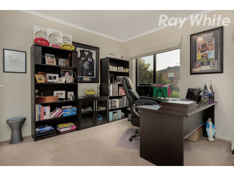 15 Scarlet Drive, Bundoora VIC 3083