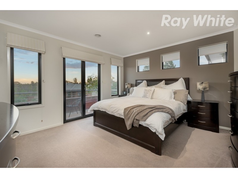 15 Scarlet Drive, Bundoora VIC 3083