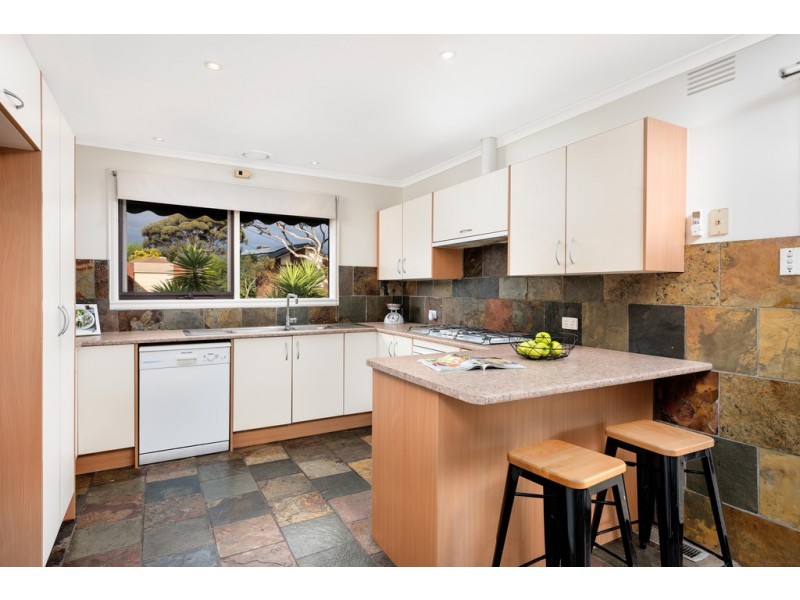 69 Cabernet Crescent, Bundoora VIC 3083