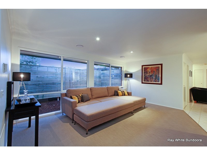 3 Honeyeater Terrace, South Morang VIC 3752