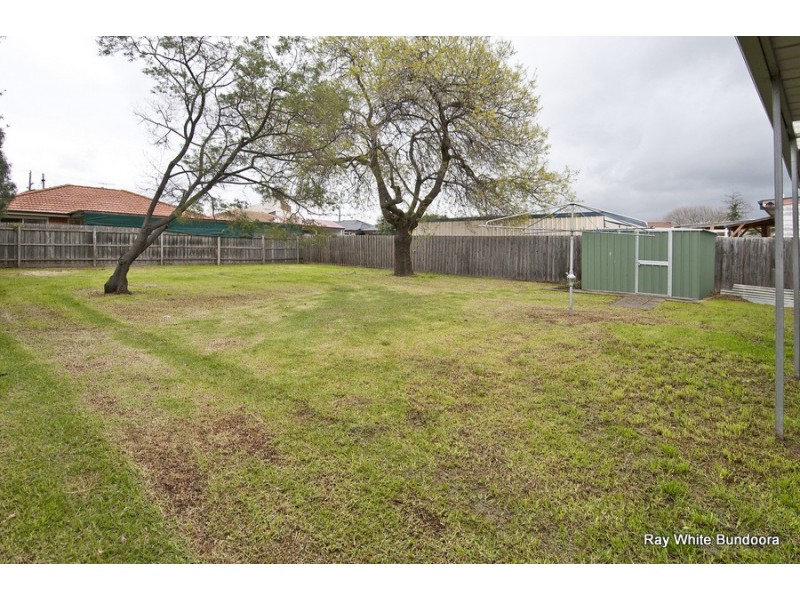 33 Derrick Street, Lalor VIC 3075