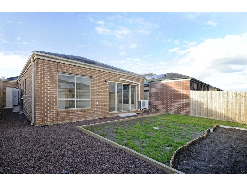 7 Absinthe Place, Epping VIC 3076