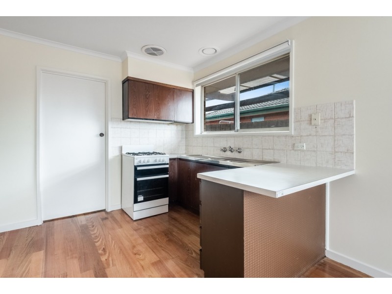 15 Canberra Grove, Lalor VIC 3075