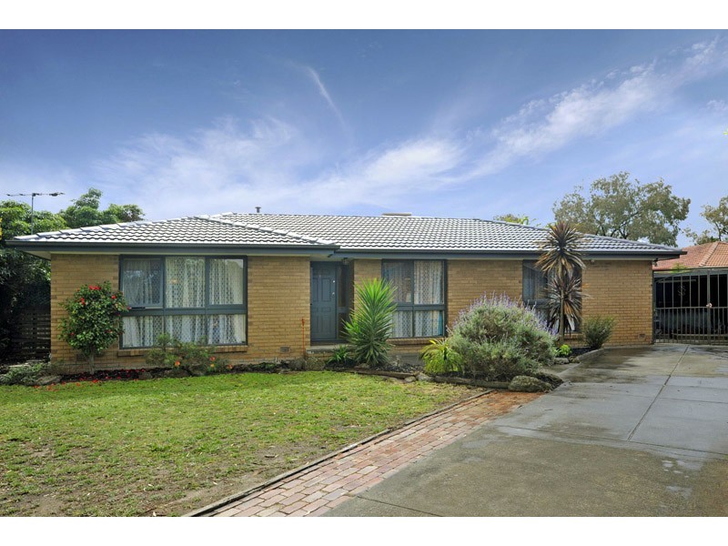 7 Dalray Close, Mill Park VIC 3082