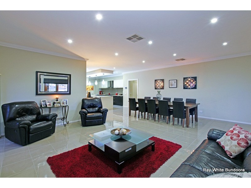 2 Eden Court, South Morang VIC 3752