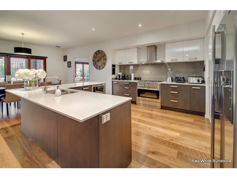 22 Fitzjohns Drive, Bundoora VIC 3083