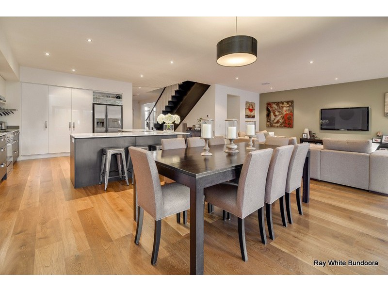 22 Fitzjohns Drive, Bundoora VIC 3083