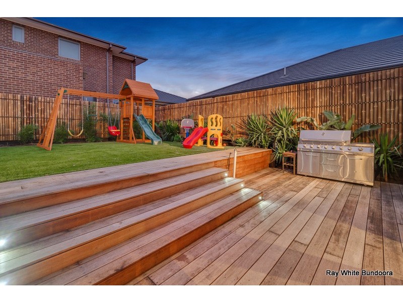 22 Fitzjohns Drive, Bundoora VIC 3083