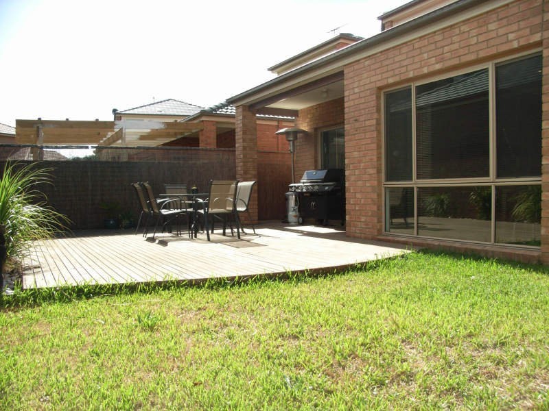 3 Newell Street, South Morang VIC 3752