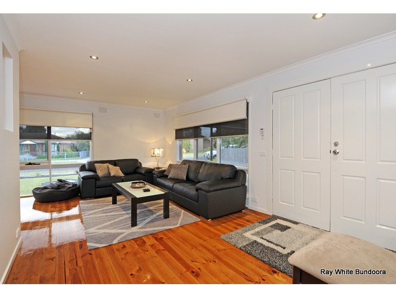 19 Konrads Crescent, Mill Park VIC 3082