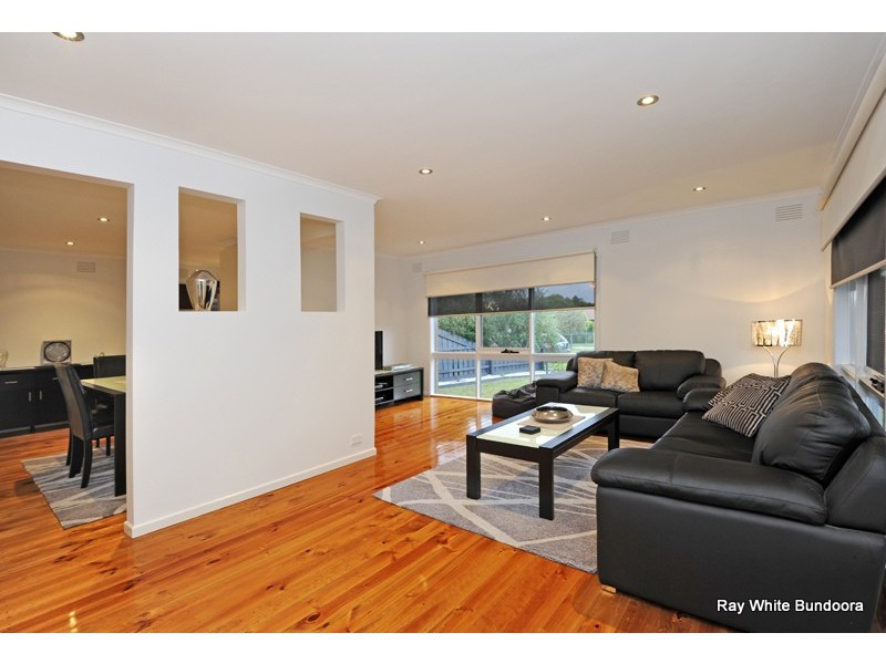 19 Konrads Crescent, Mill Park VIC 3082