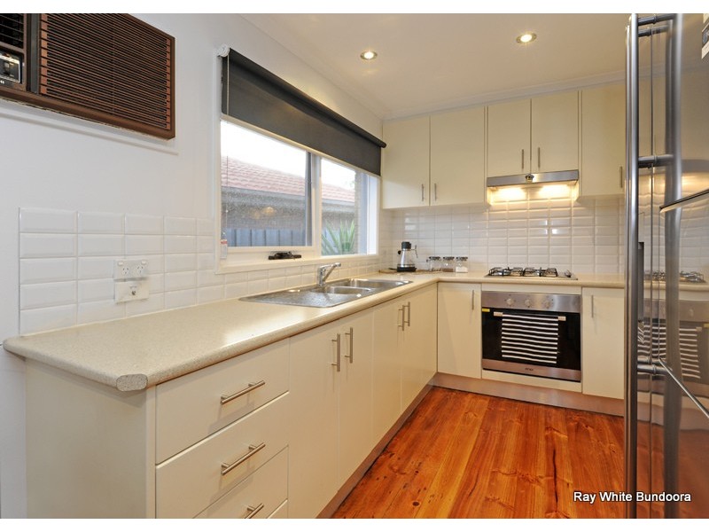 19 Konrads Crescent, Mill Park VIC 3082