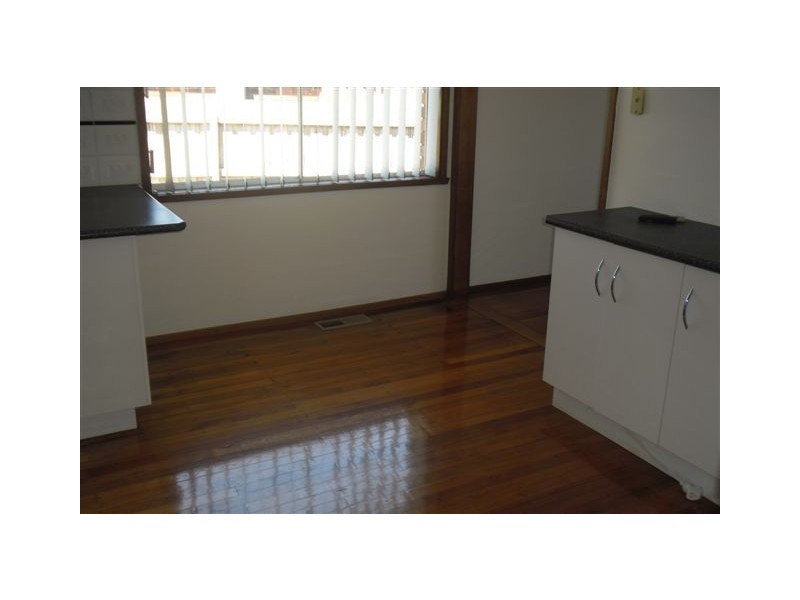 4 Hampton Court, Thomastown VIC 3074