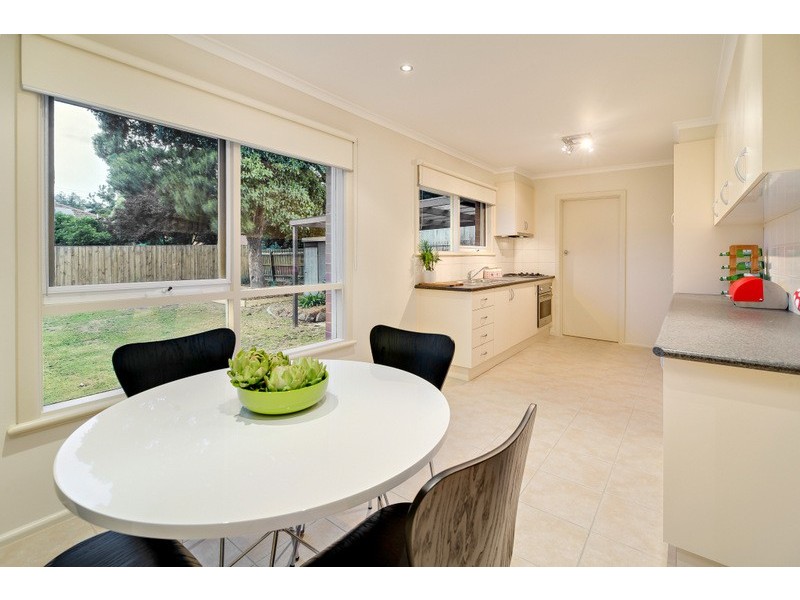 190 Cameron Parade, Watsonia North VIC 3087