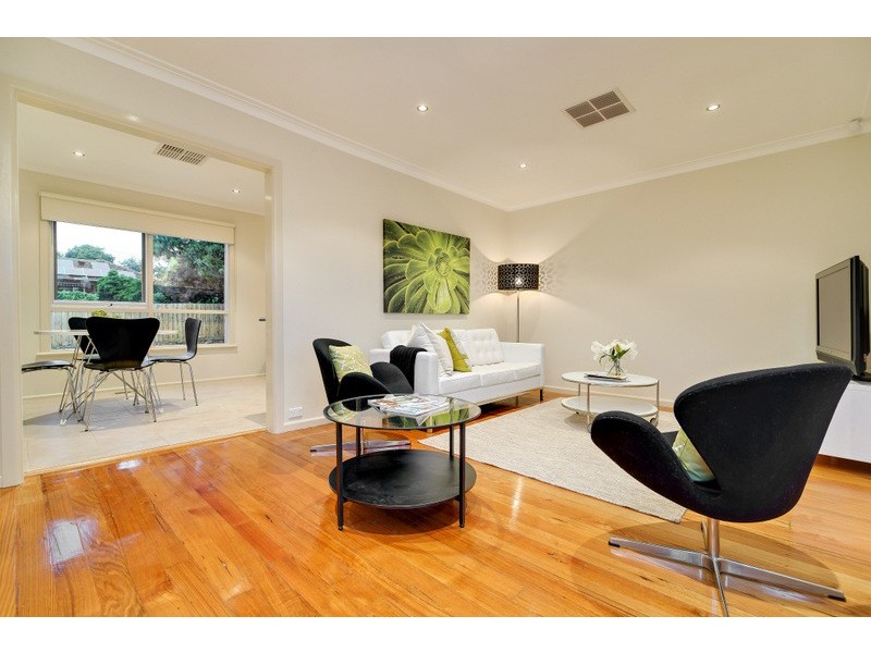 190 Cameron Parade, Watsonia North VIC 3087