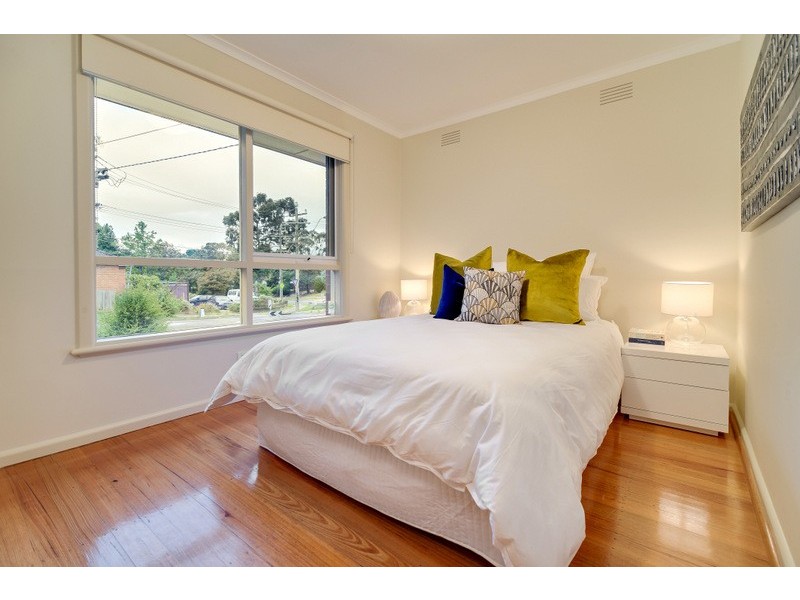 190 Cameron Parade, Watsonia North VIC 3087