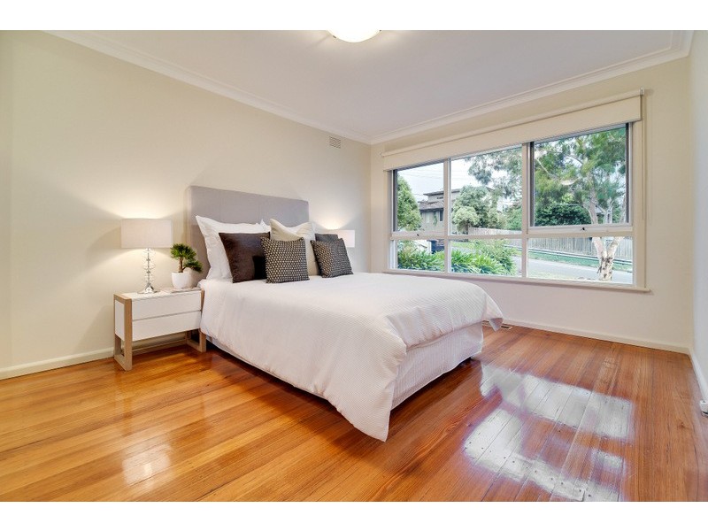 190 Cameron Parade, Watsonia North VIC 3087