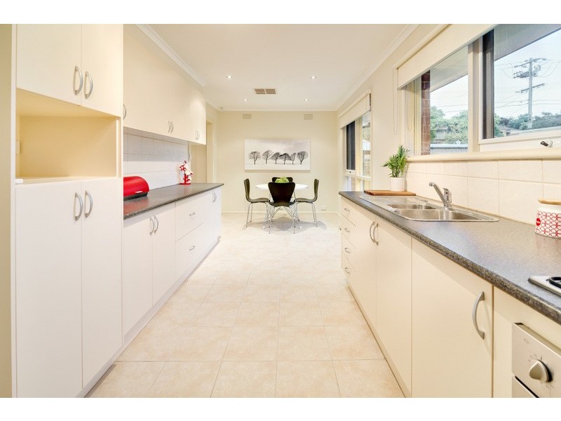 190 Cameron Parade, Watsonia North VIC 3087