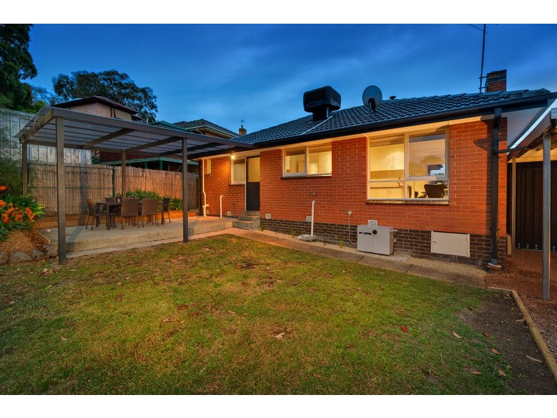 190 Cameron Parade, Watsonia North VIC 3087