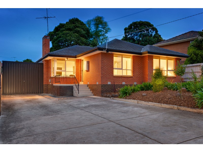 190 Cameron Parade, Watsonia North VIC 3087