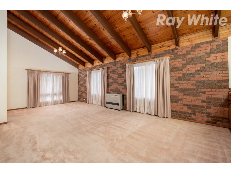 36 Taunton Drive, Bundoora VIC 3083