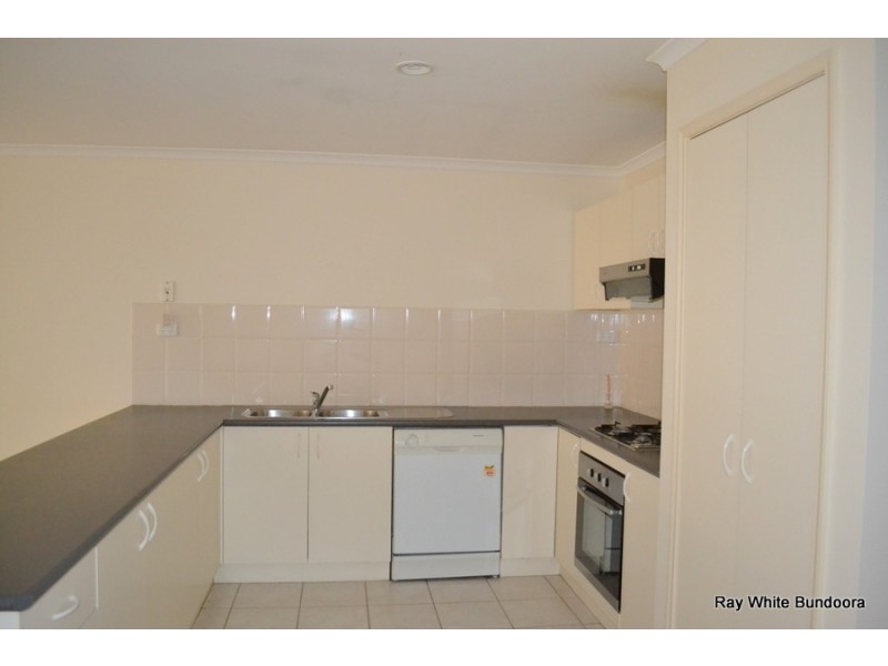 28/292 McKimmies Road, Mill Park VIC 3082