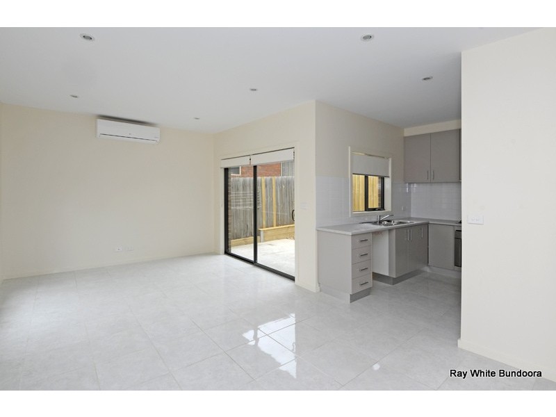 1/28 Purinuan Road, Reservoir VIC 3073