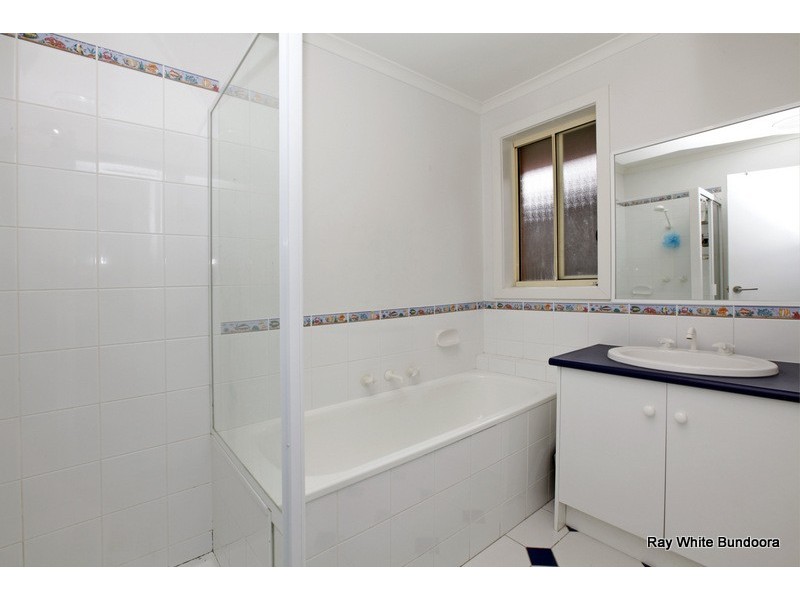 21 Parkhaven Avenue, Kingsbury VIC 3083