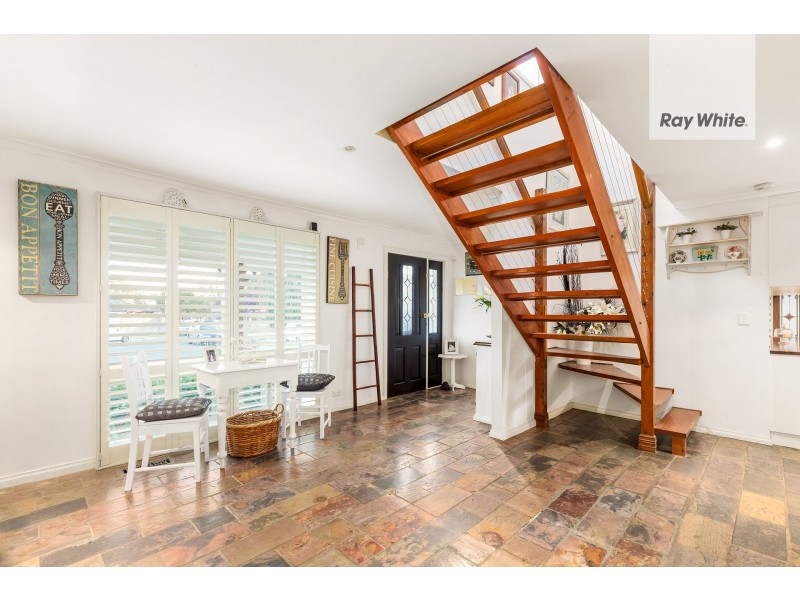 4 Regan Court, Bundoora VIC 3083