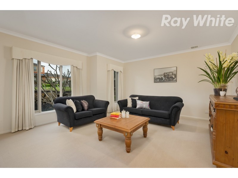 43 Ambrose Treacy Drive, Bundoora VIC 3083