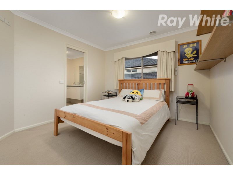 43 Ambrose Treacy Drive, Bundoora VIC 3083