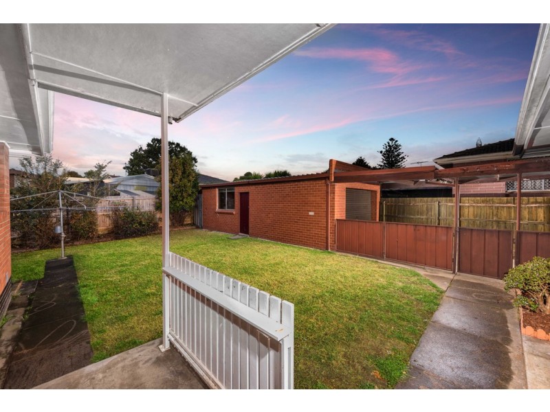 38 Noorong Avenue, Bundoora VIC 3083