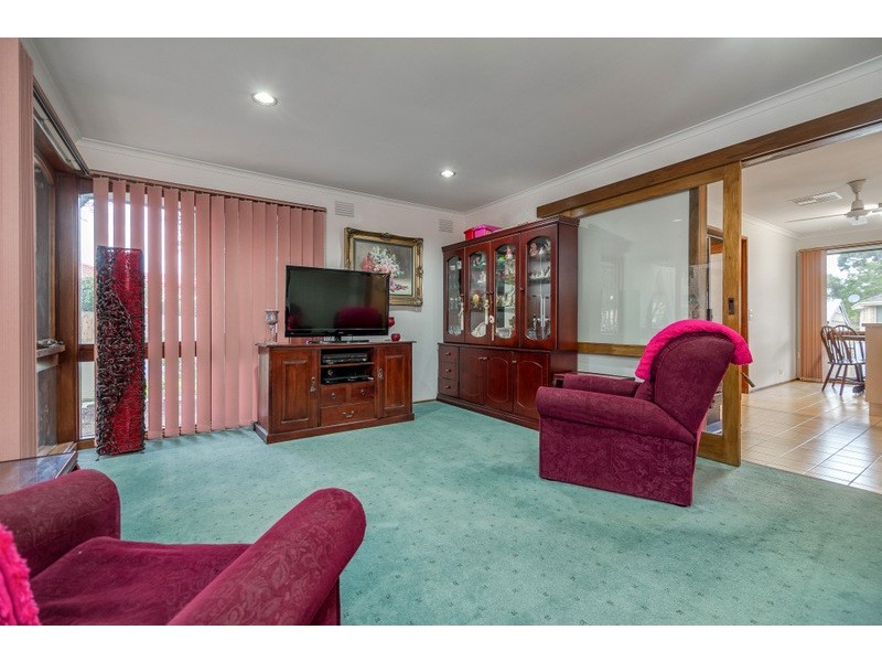 77 Betula Avenue, Bundoora VIC 3083