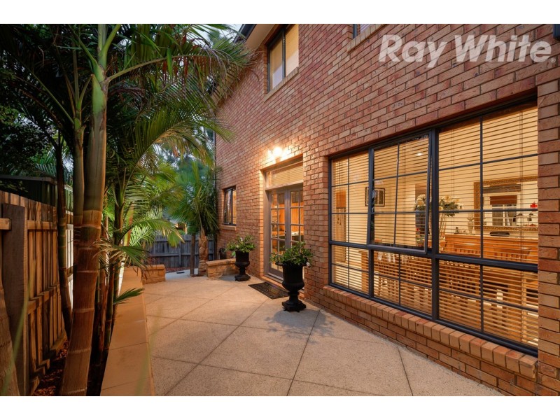 4 Nolan Close, Bundoora VIC 3083