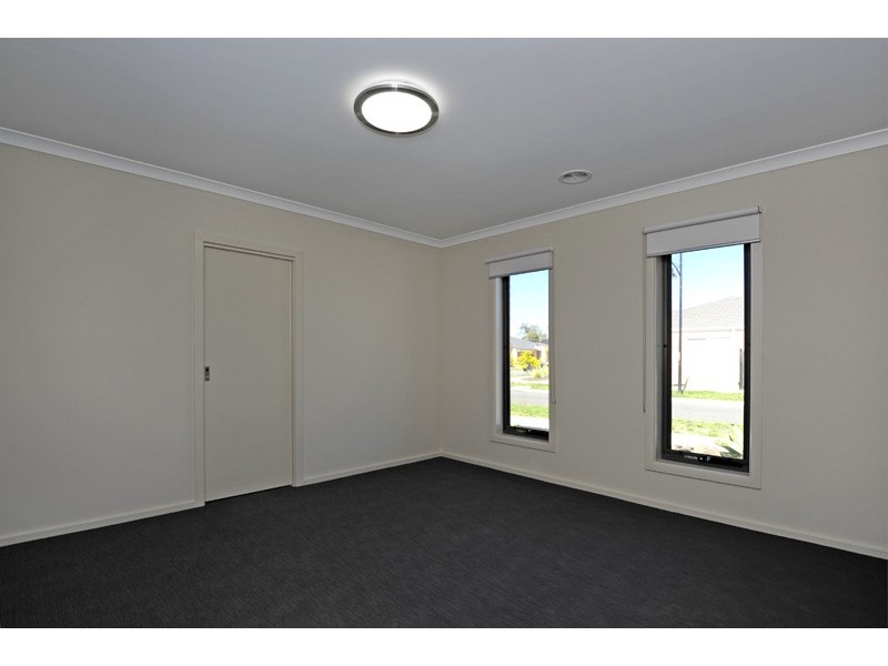 43 Grattan Street, South Morang VIC 3752