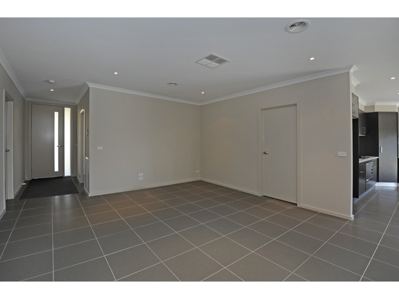 43 Grattan Street, South Morang VIC 3752