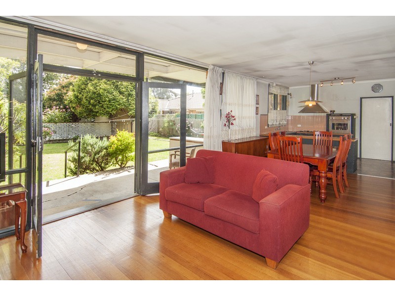 40 Glenroy Road, Glenroy VIC 3046