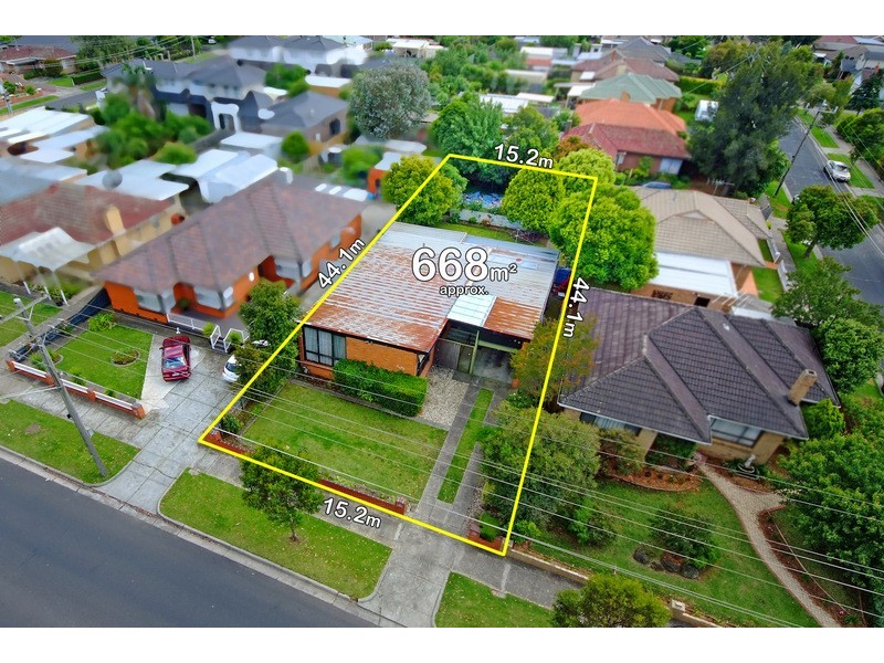 40 Glenroy Road, Glenroy VIC 3046