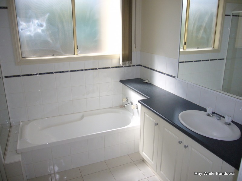 2B Jessop Street, Greensborough VIC 3088