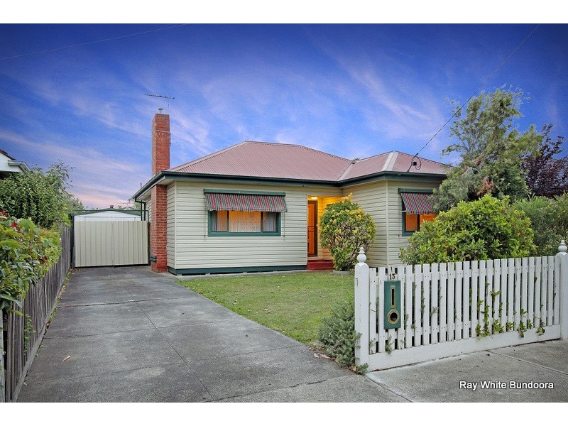 13 Highland Street, Kingsbury VIC 3083