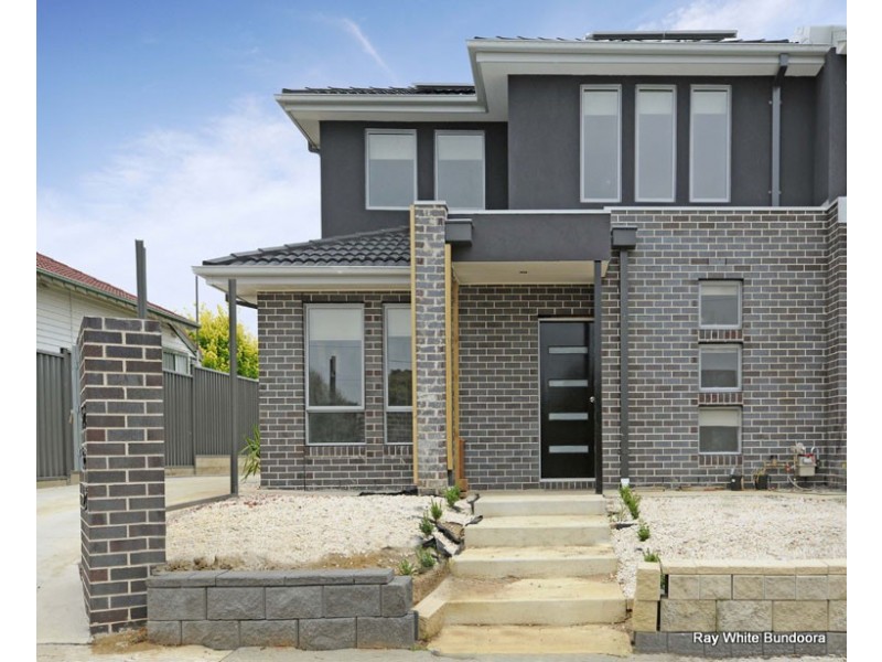 1/31 Boldrewood Pde, Reservoir VIC 3073