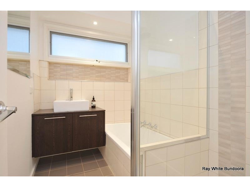 4 Dendaryl Drive, Bundoora VIC 3083